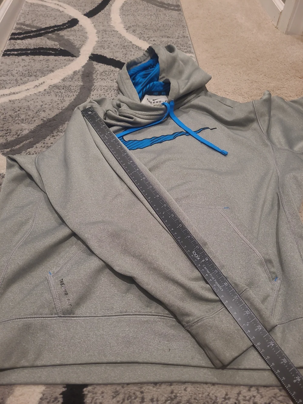 Nike Mens Hoodie Therma-FIT Pullover Gray Blue XL Swoosh Graphic Sweatshirt